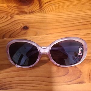 Playful Pink Oval Sunglasses With Minnie Mouse Detail